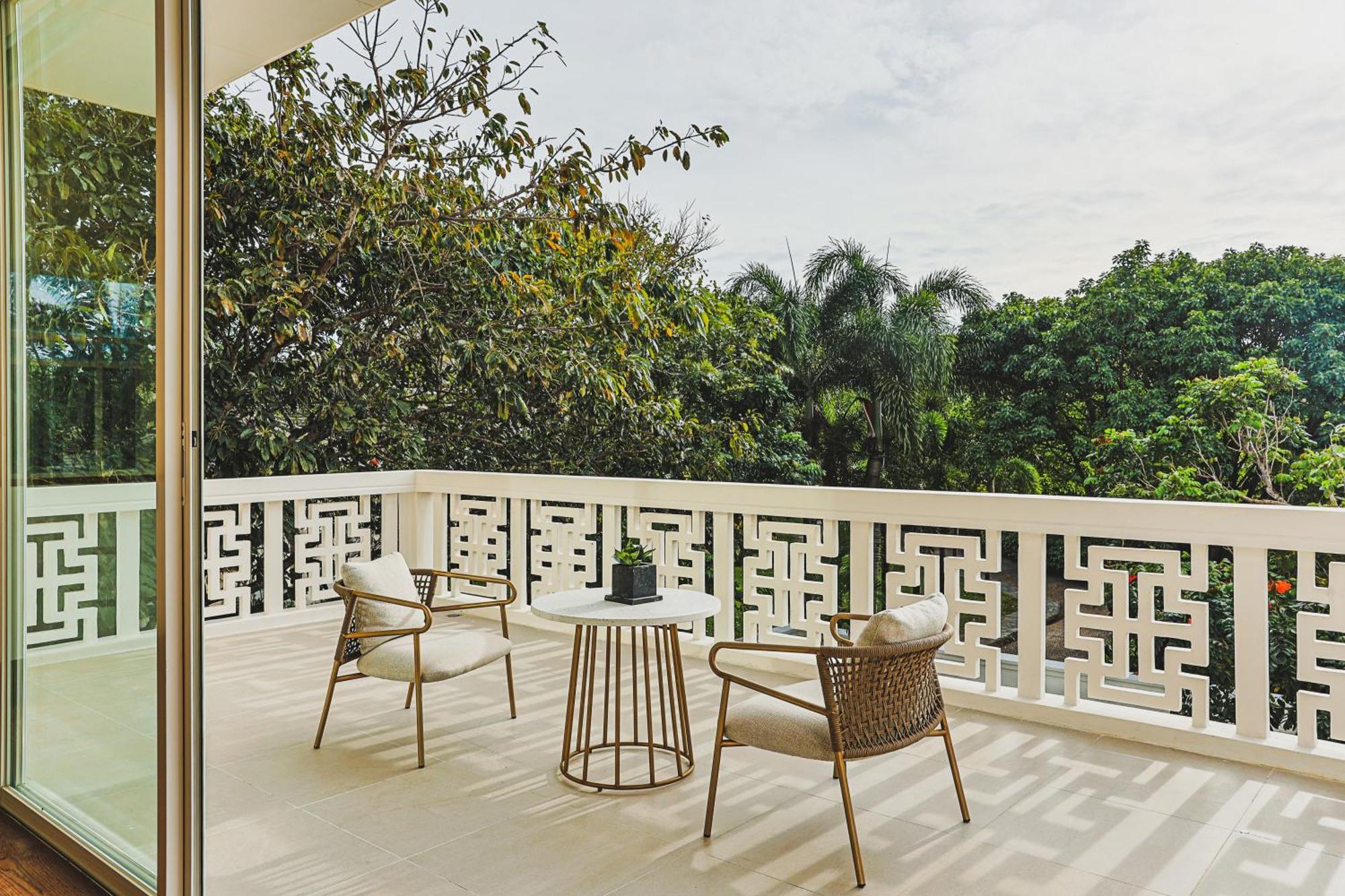 Azerai Ke Ga Bay Hotel Exterior photo