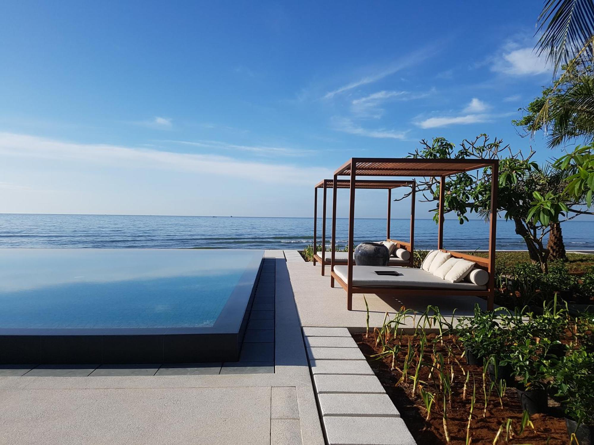 Azerai Ke Ga Bay Hotel Exterior photo